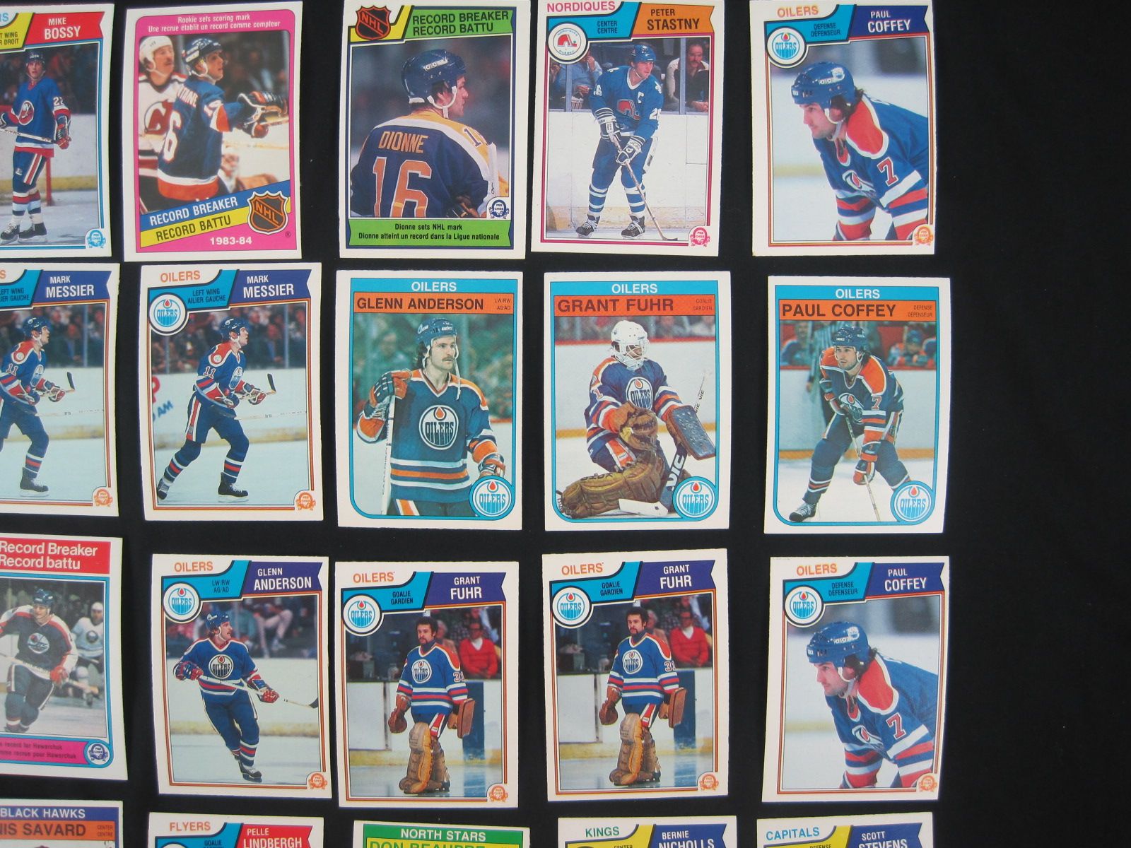 Lot Detail - Vintage NHL Lot of 35 O-Pee-Chee 1982-83 Hockey Cards