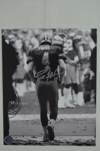 Brett Favre Autographed Photo