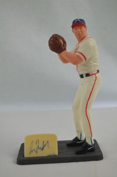 Greg Maddux  Southland Plastics Autographed Limited Edition Figurine