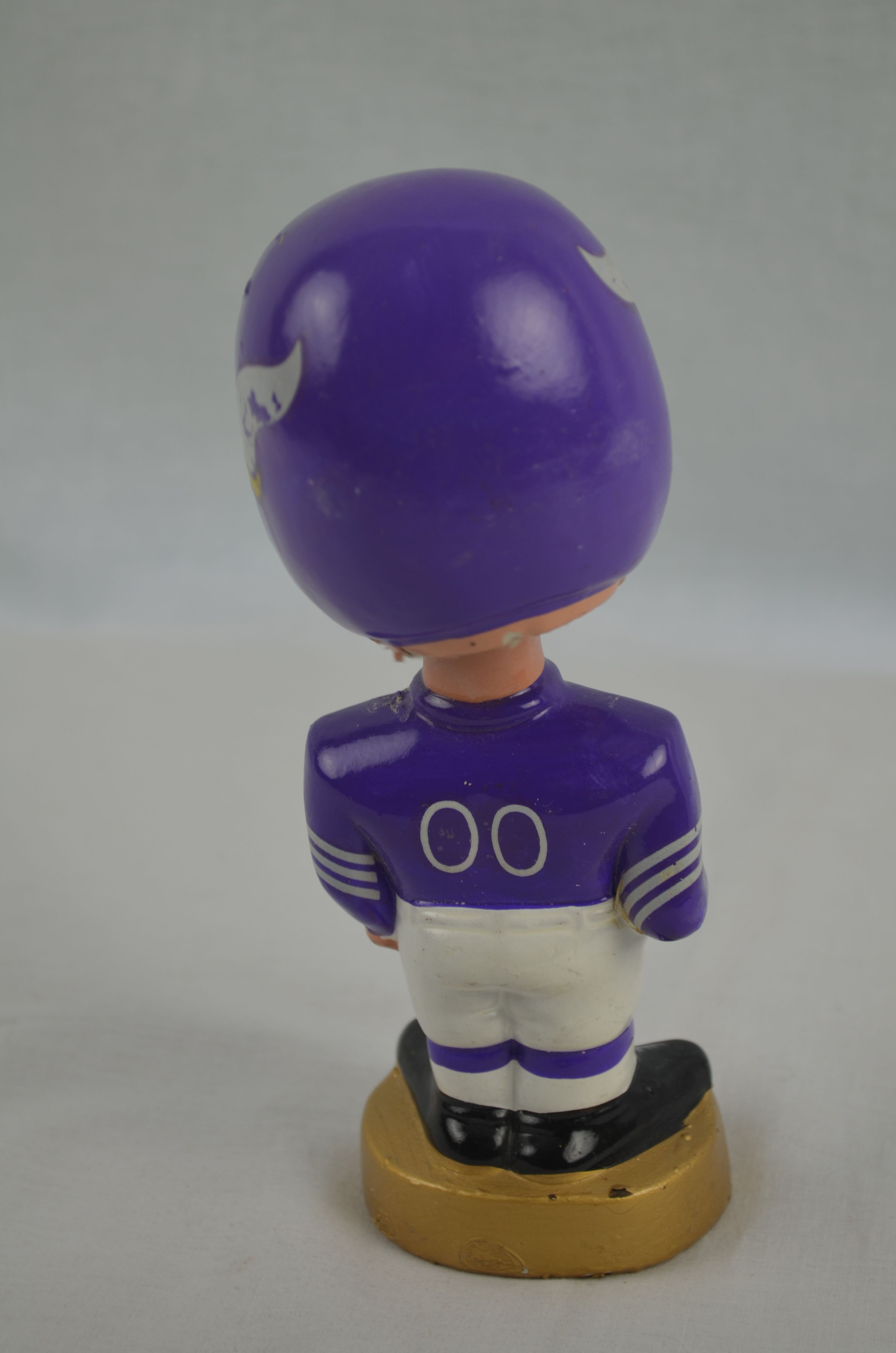 VINTAGE&RARE 1961 Minnesota Vikings Running Back Hartland Figurine,  SUPER NICE!