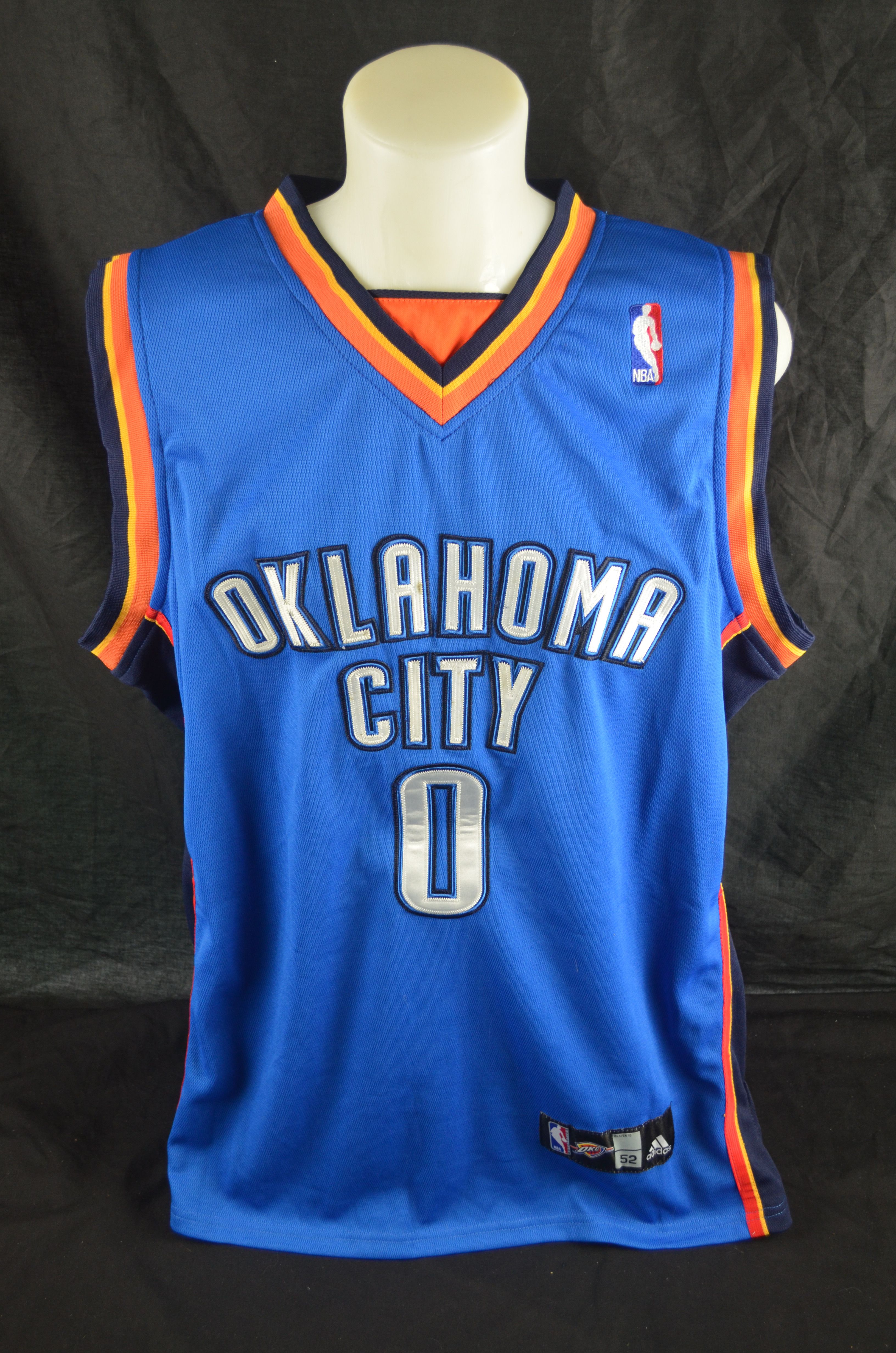 Russell Westbrook autographed Jersey (Oklahoma City Thunder)