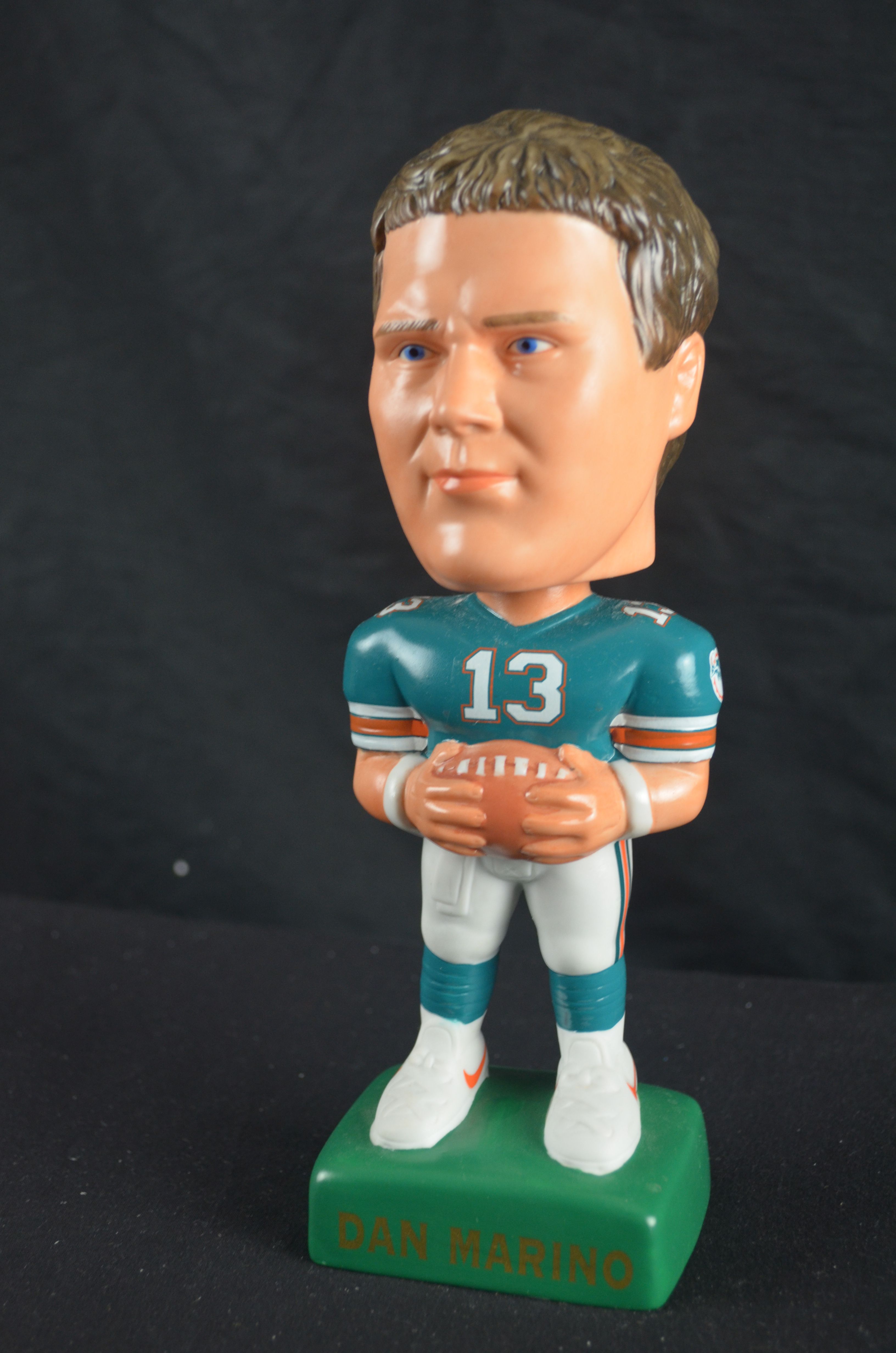 Dan Marino Figurine