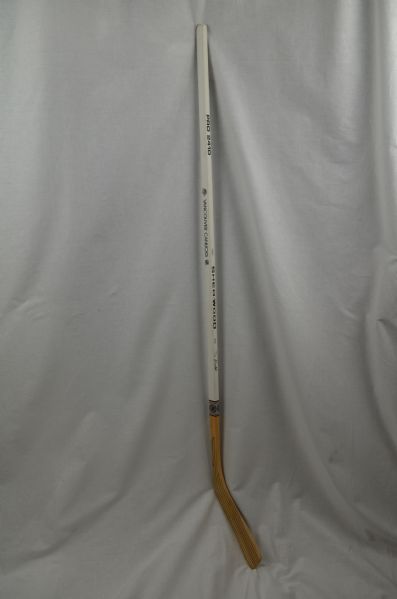 Vancouver Canucks 1996-97 Team Signed Hockey Stick