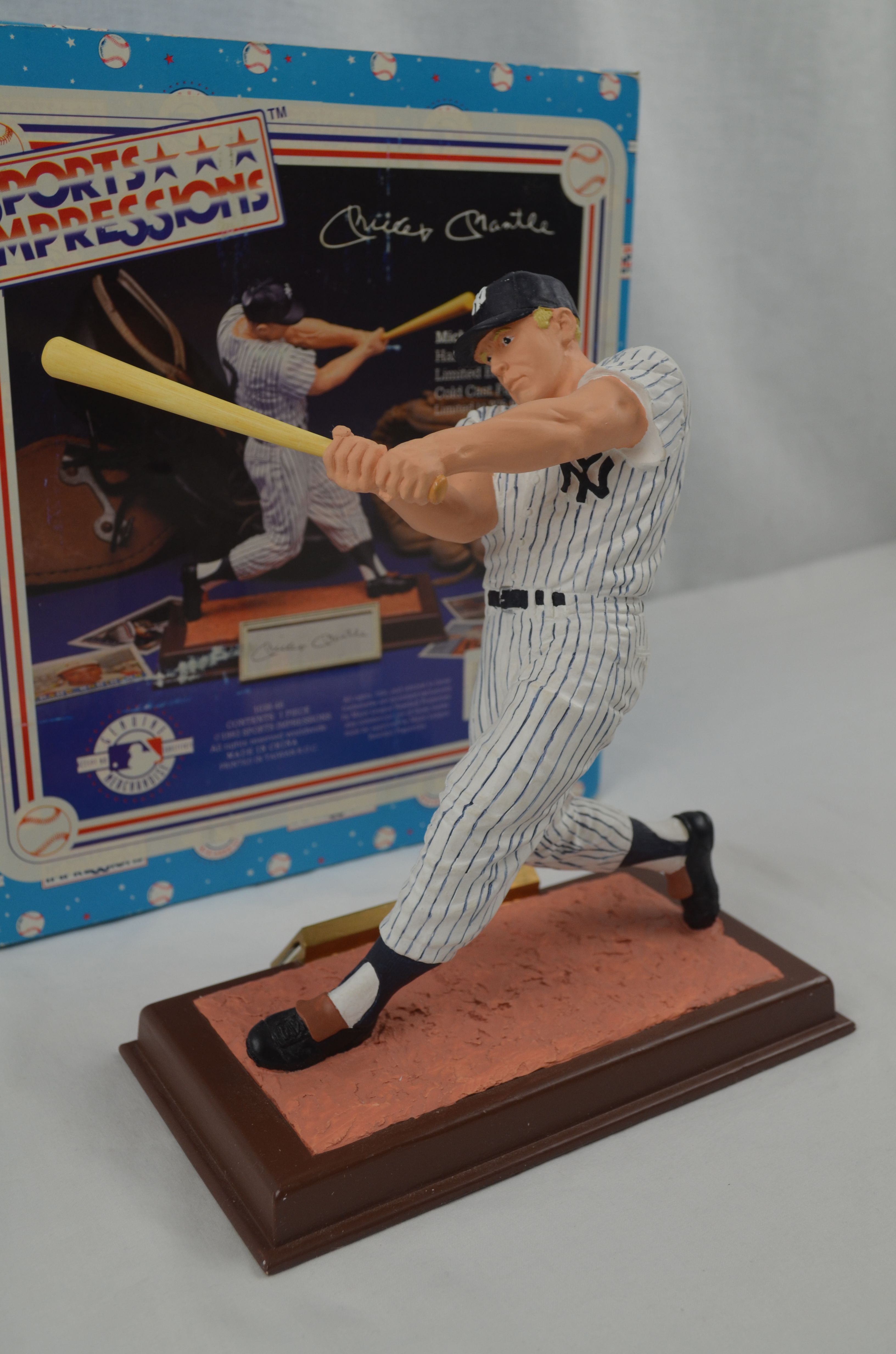 mickey mantle sports impressions figurine