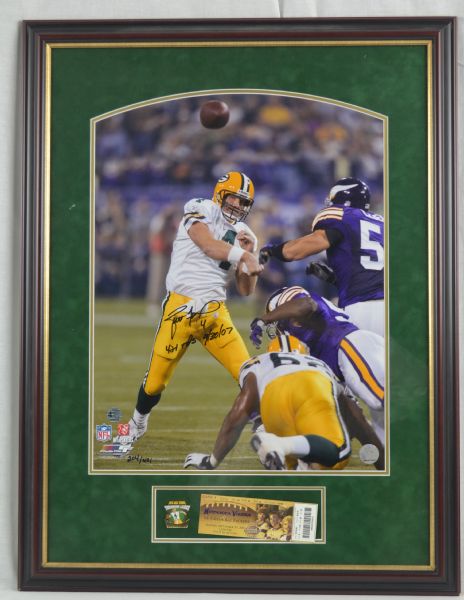 Brett Favre Signed & Inscribed 16x20 Limited Edition 421 TD’s 9/30/07 Photo