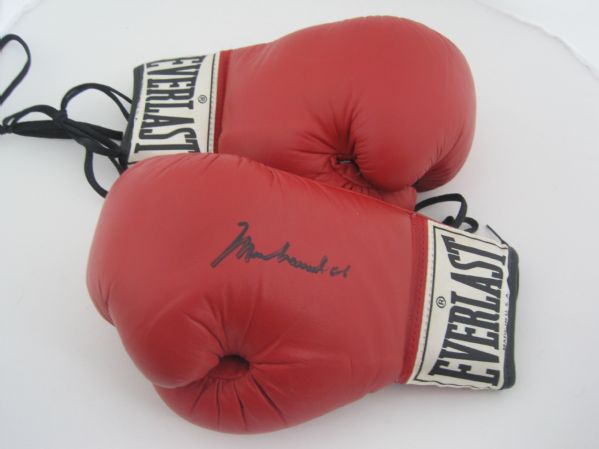 Muhammad Ali Autographed Everlast Boxing Gloves