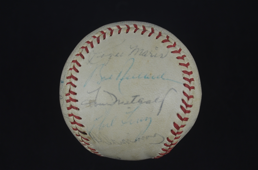 New York Yankees 1963 Team Signed Baseball w/21 Signatures