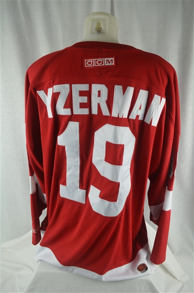 Steve Yzerman Detroit Red Wings Authentic CCM Hockey Jersey