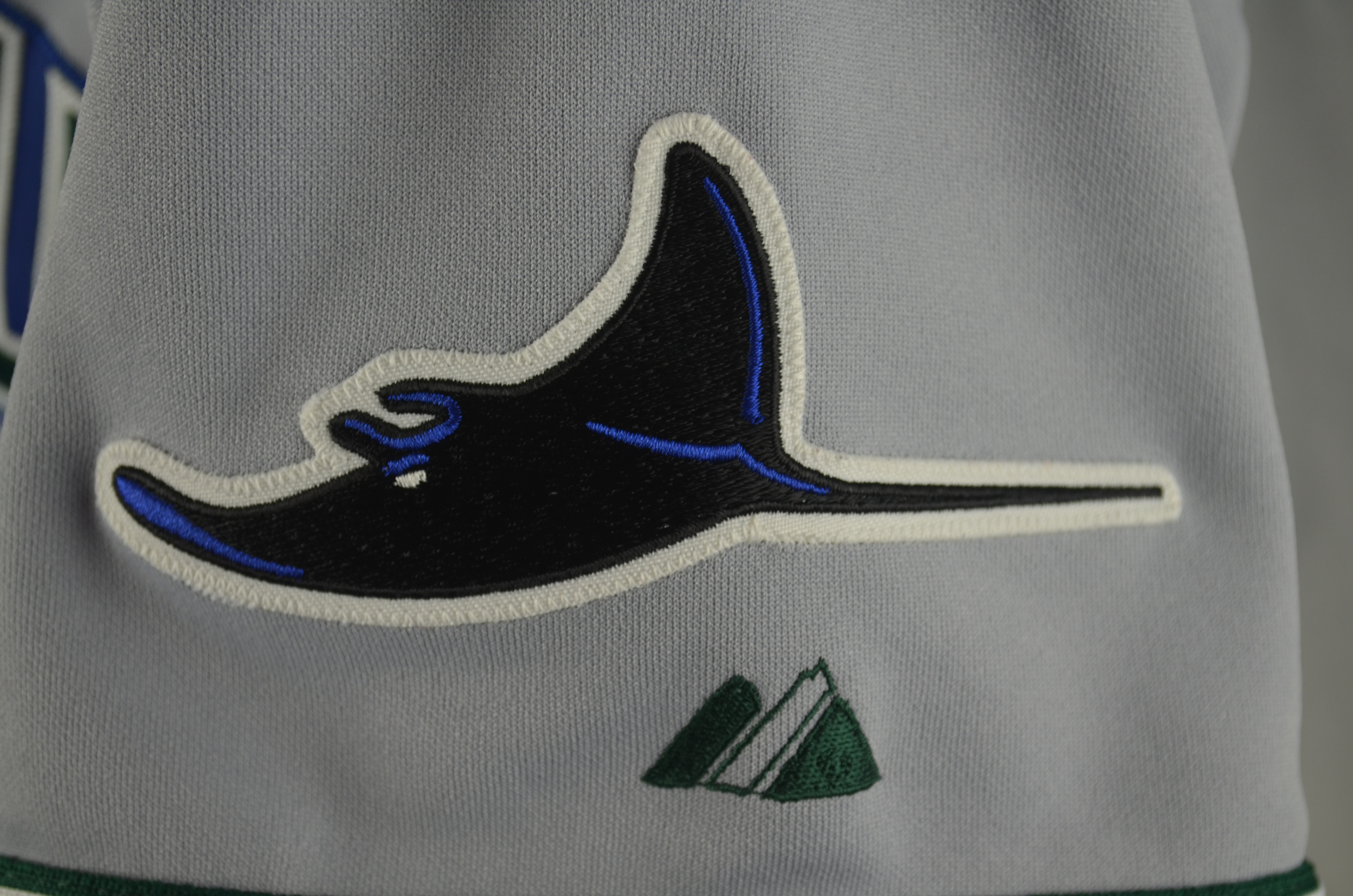 Lot Detail - Akinori Iwamura 2007 Tampa Bay Devil Rays White Home  Professional Model Jersey Vest w/Light Use