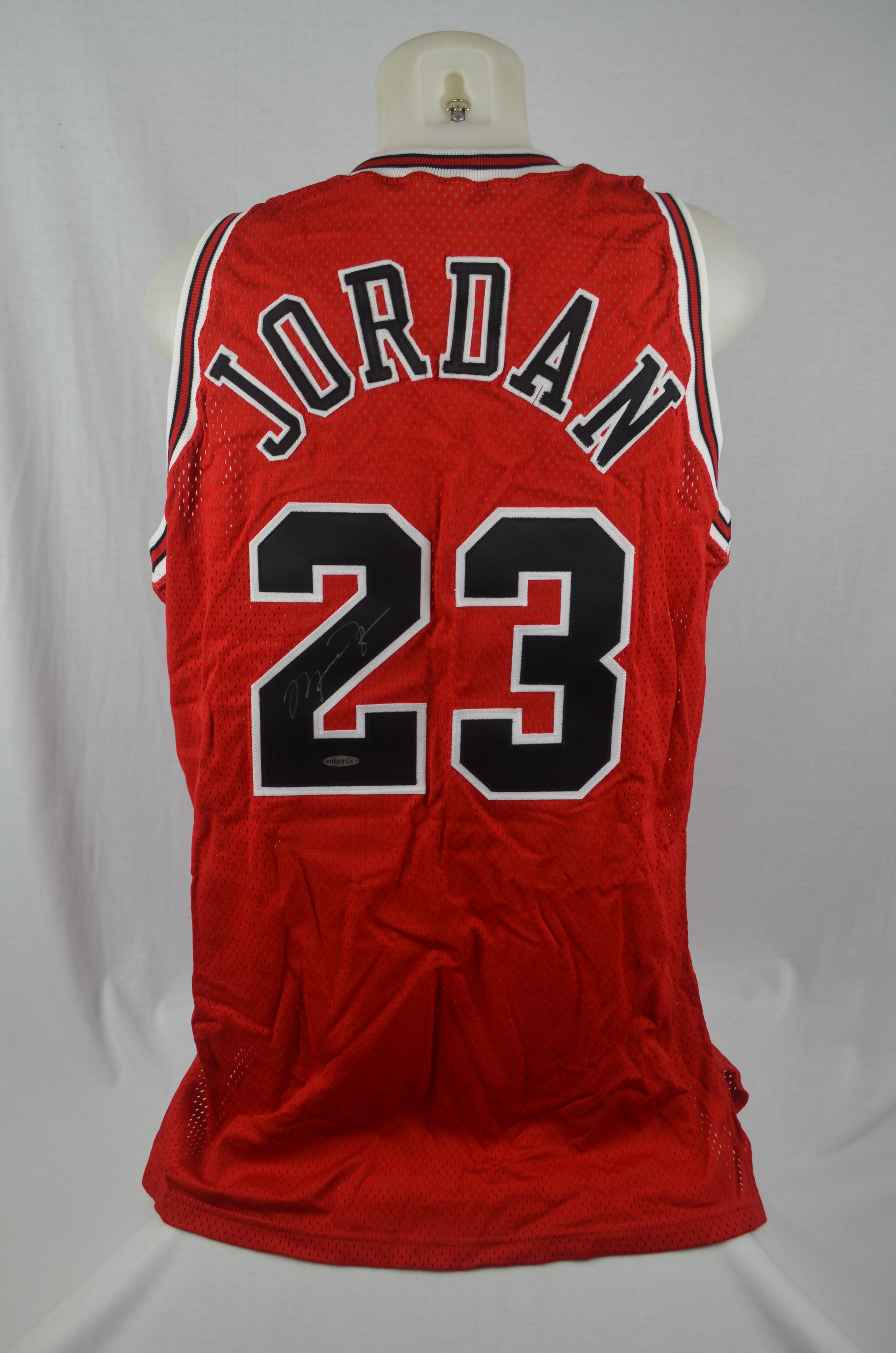 Michael Jordan Signed Chicago Bulls 6 NBA Champs Signed Jersey UDA Upper  Deck - Autographed NBA Jerseys at 's Sports Collectibles Store
