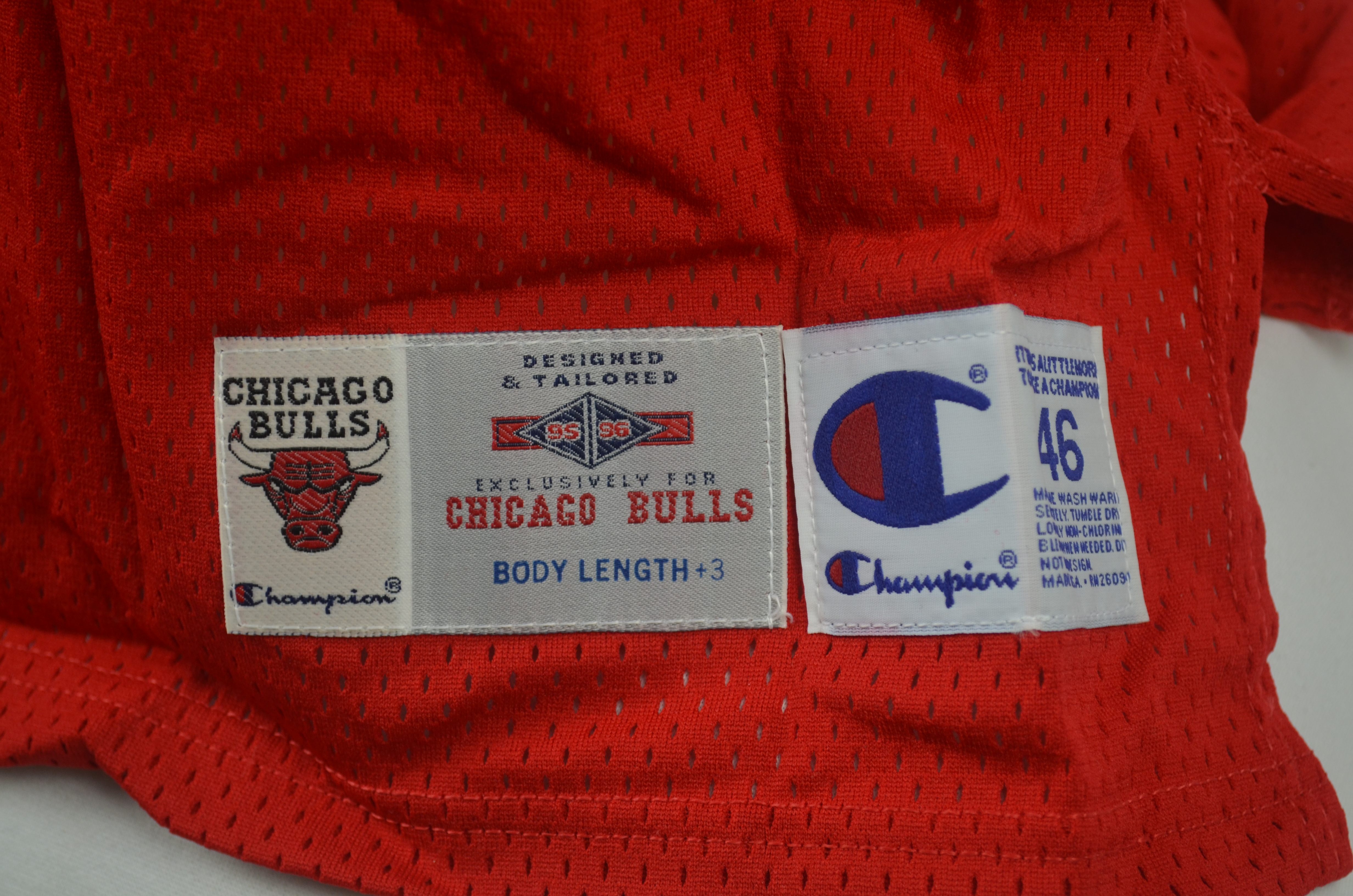 Michael Jordan Chicago Bulls Authentic Vintage 95-96 Champion