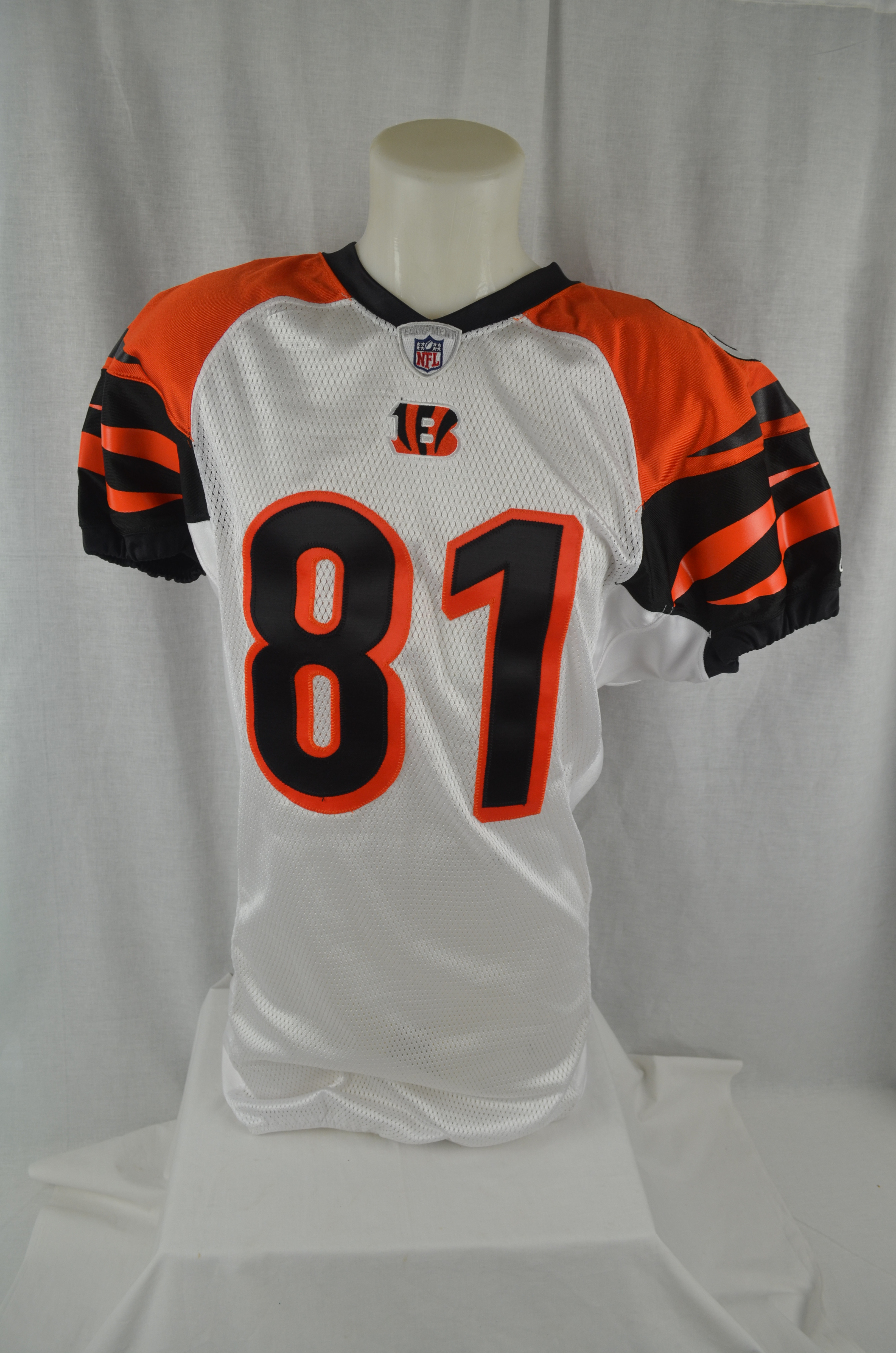 Lot Detail - TERRELL OWENS 10/10/2010 CINCINNATI BENGALS GAME WORN JERSEY  (NFL COA)