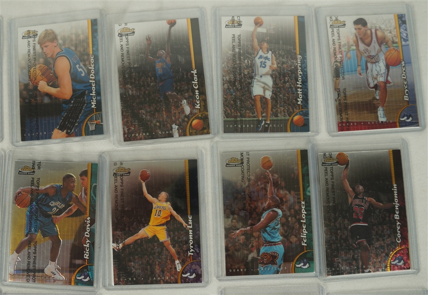 Lot Detail - NBA 1998 Topps Finest Collection of 33 Basketball Rookie Cards