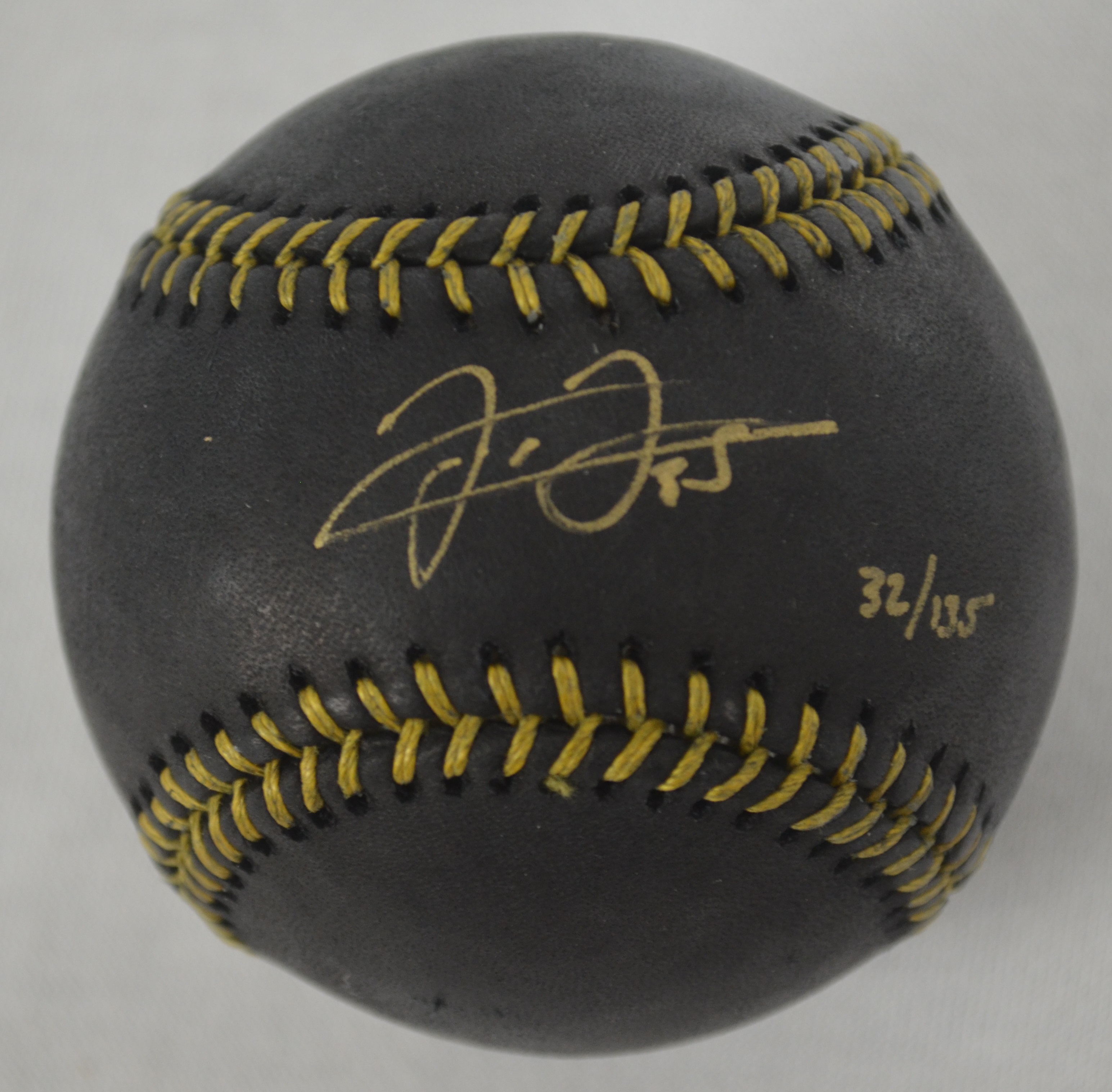 Lot Detail - Frank Thomas Autographed Special Edition Black Rawlings ...