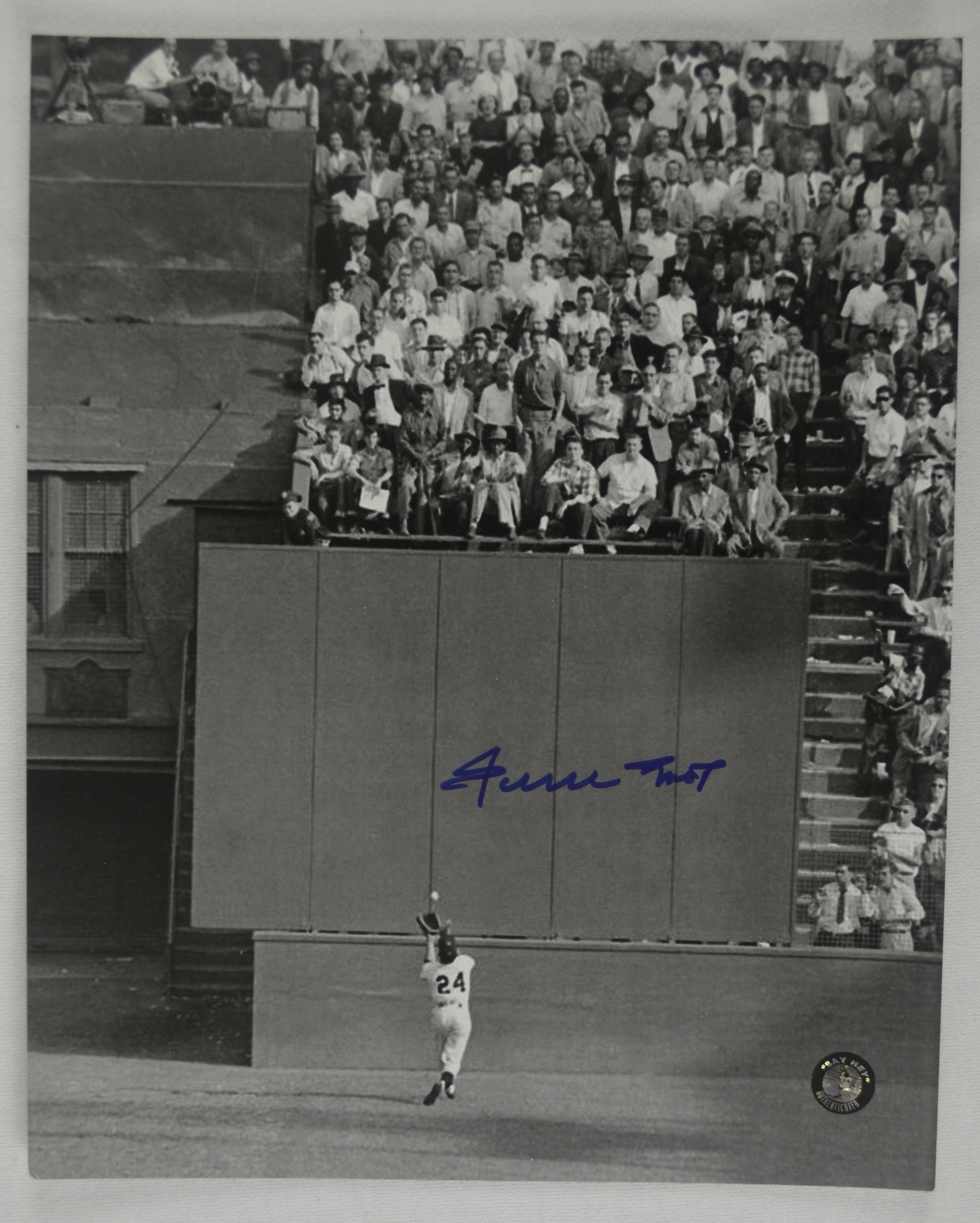 Lot Detail - Willie Mays Lot of 3 Autographed 8x10 