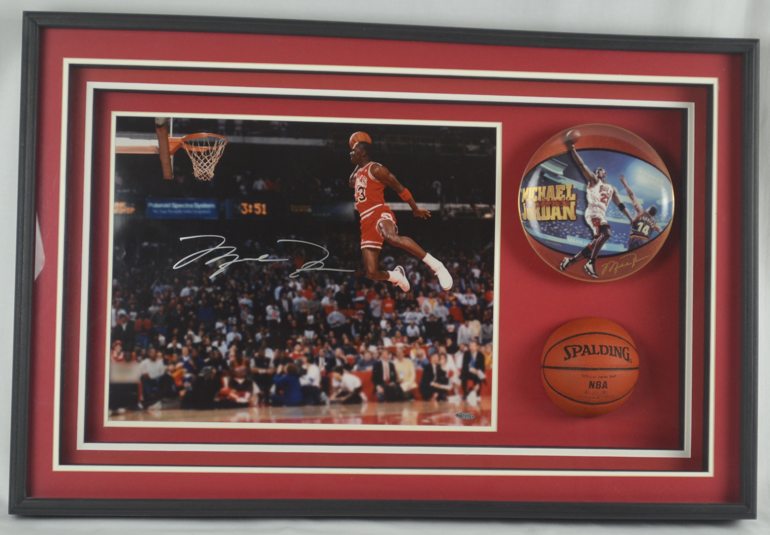 Michael Jordan Signed Custom Framed Jersey Display (UDA)