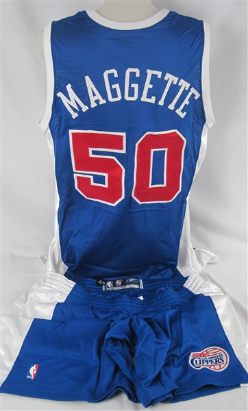 Corey Maggette 2005-06 LA Clippers Professional Model Uniform w/Medium Use 