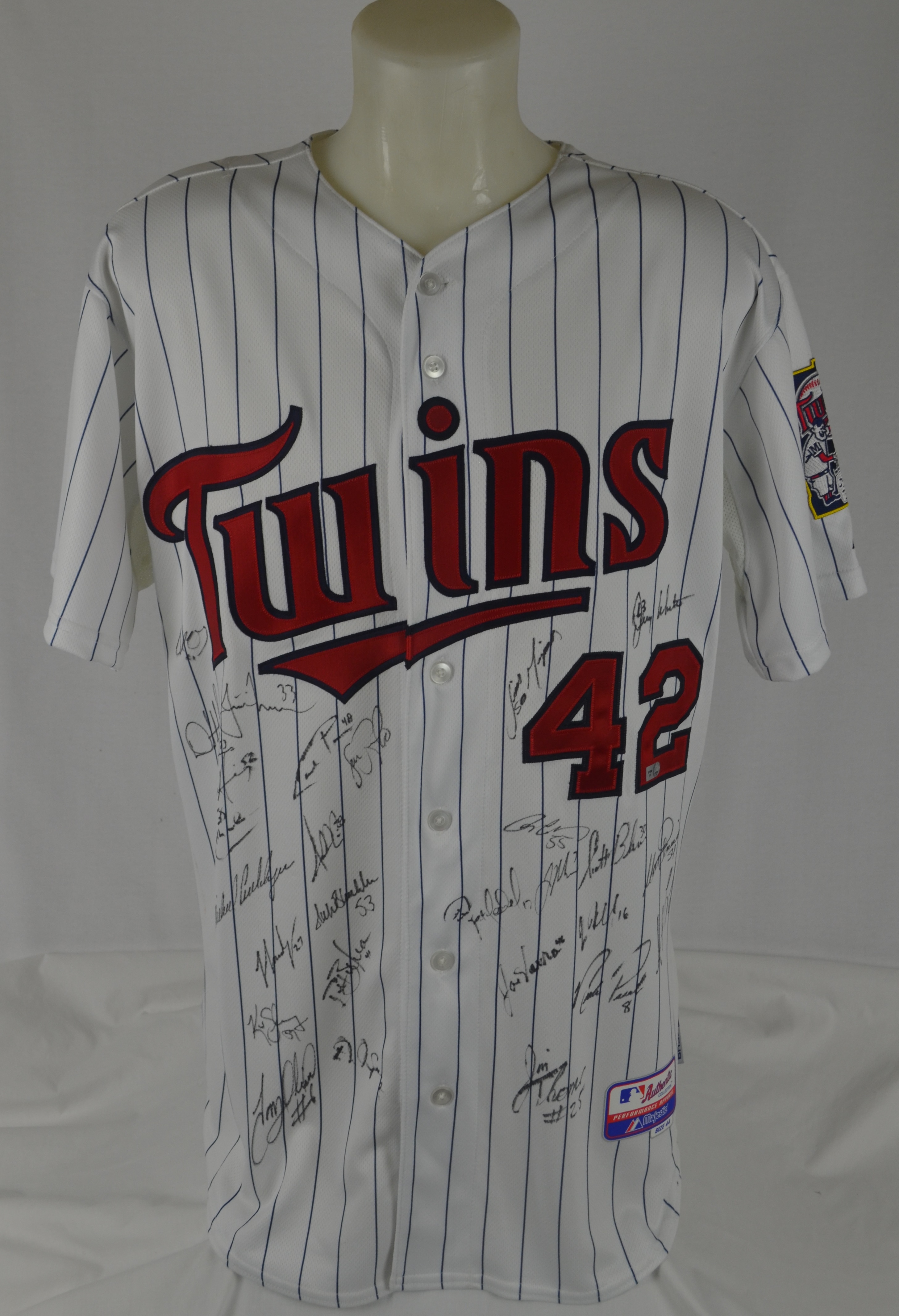 Lot Detail - Minnesota Twins 2010 Inaugural Season at Target Field Jackie  Robinson Day Team Signed Jersey 1 of 1