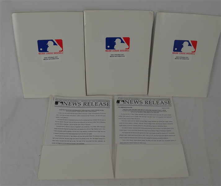 Collection of 4 Media Kits From 2000 Opening Day of Baseball Season