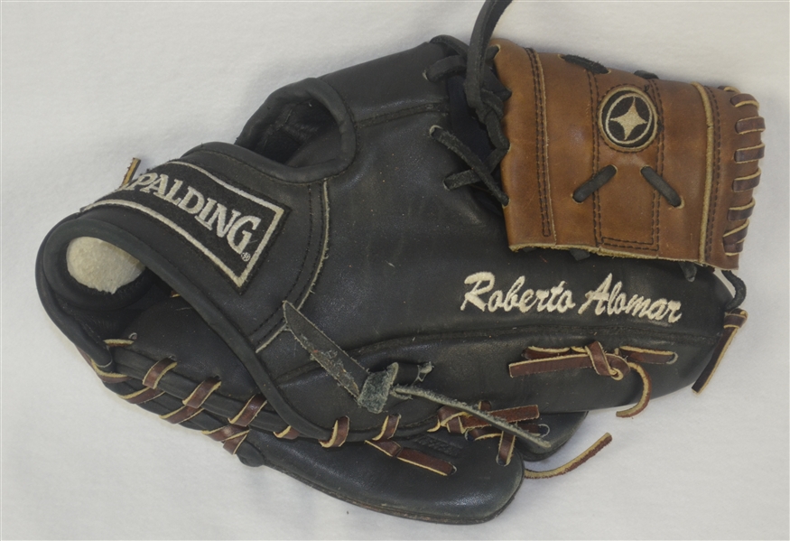 Roberto Alomar Spalding Professional Model Fielding Glove