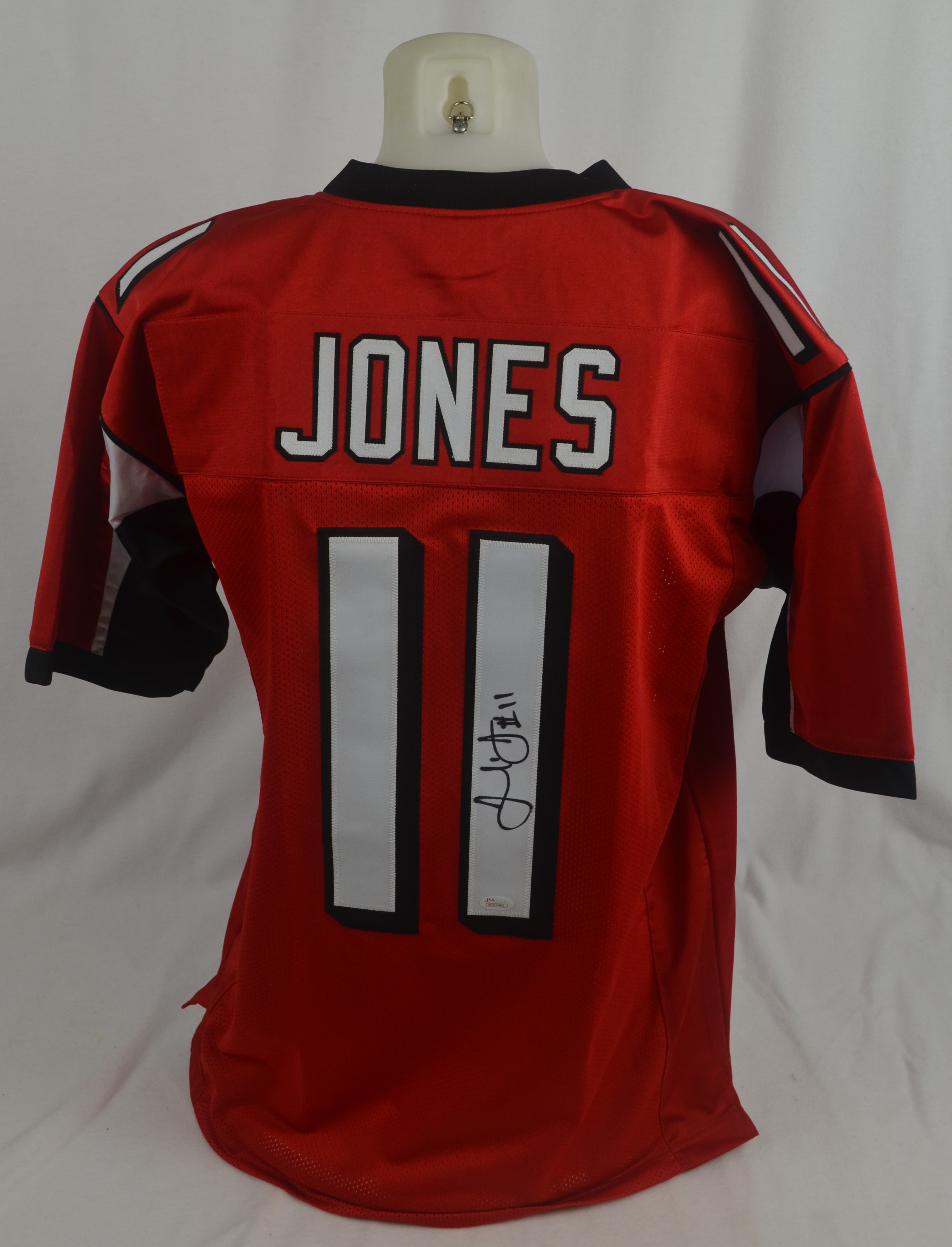 Julio Jones Signed Falcons Jersey (PSA)