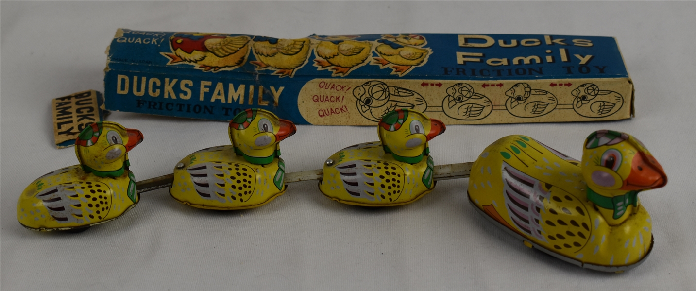 Ducks Family Friction Toy