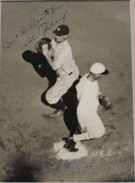 Lou Gehrig Rare Autographed Wire Photo w/Bold Signature & Full JSA LOA