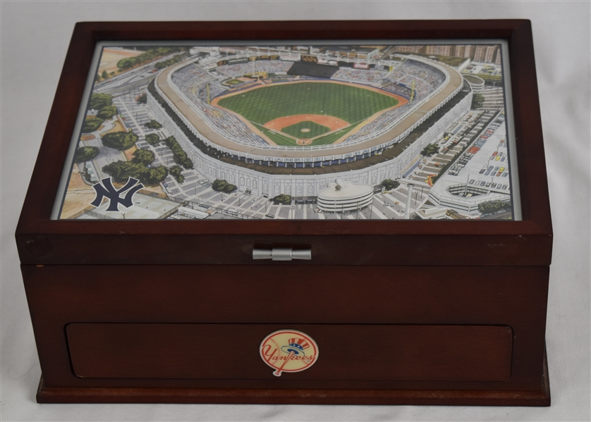 New York Yankees Danbury Mint Valet box