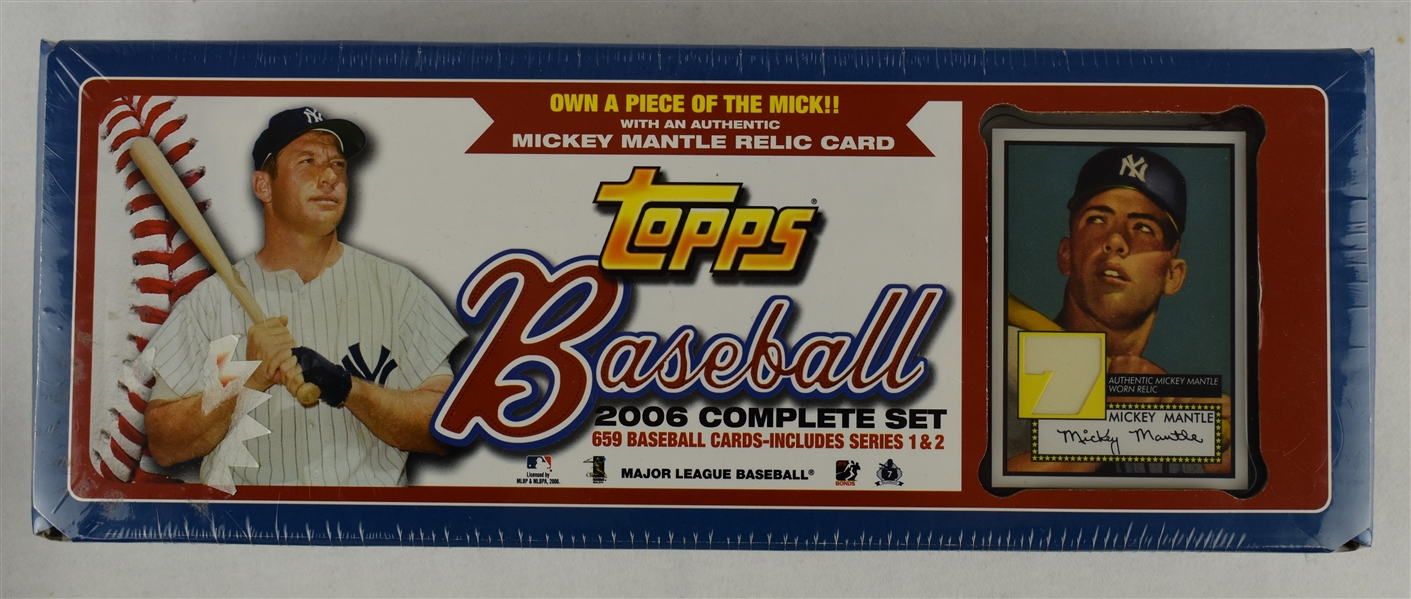 Topps 2006 Baseball Card Set w/Mickey Mantle Relic Card