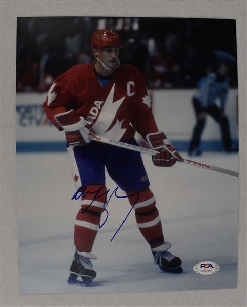 Wayne Gretzky Autographed 8x10 Photo