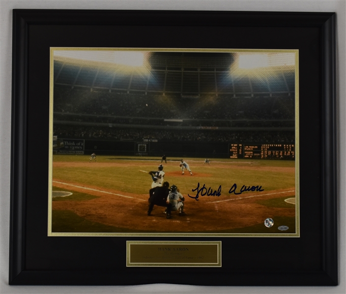 Hank Aaron Autographed 16x20 Framed 715th HR Photo