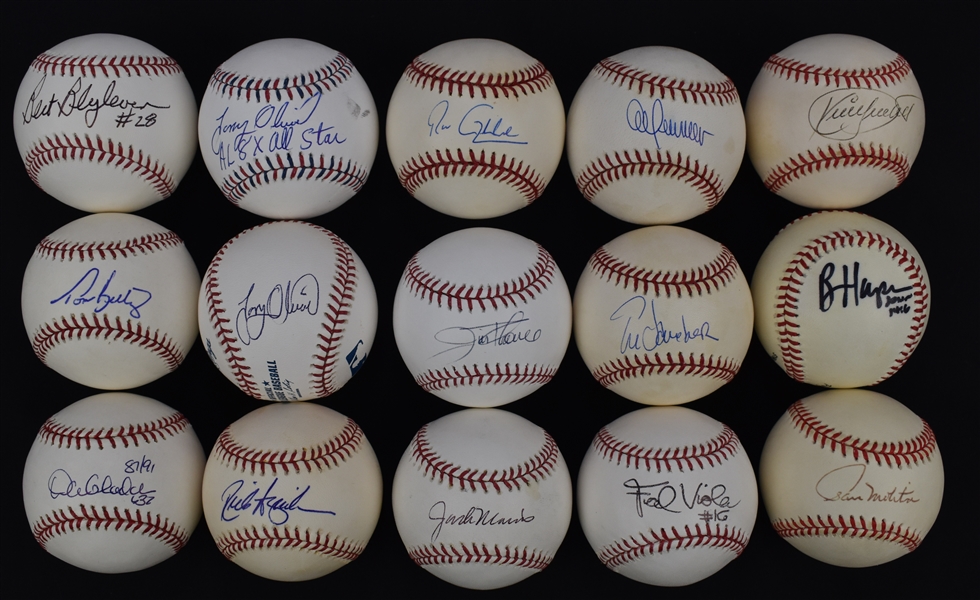 Minnesota Twins Collection of 15 Autographed Baseballs w/Kirby Puckett