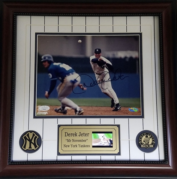 Derek Jeter Autographed & Custom Framed New York Yankees 18x18 Photograph Display w/Video