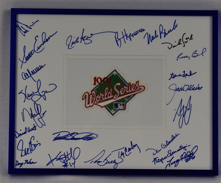 Minnesota Twins 1991 Team Signed World Series Patch Display  