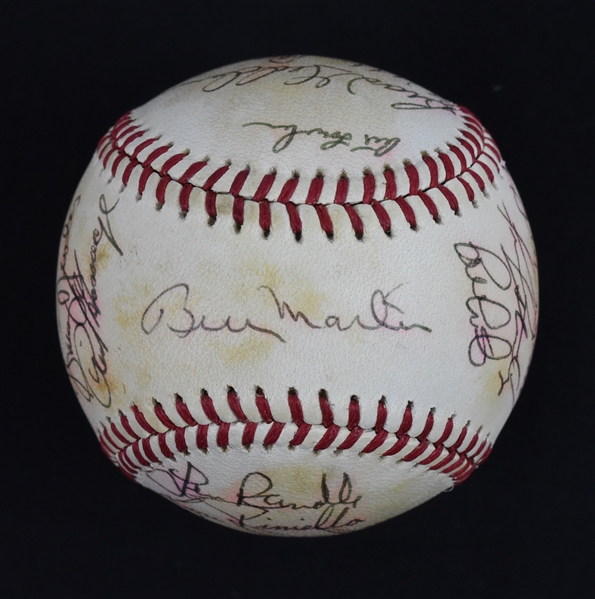 New York Yankees 1979 Team Signed Baseball w/25 Signatures