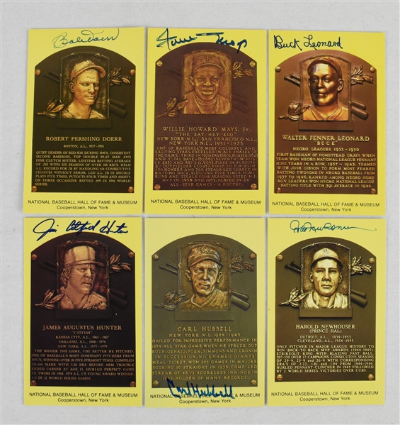 Collection of 6 Autographed Hall of Fame Plaque Postcards w/Willie Mays