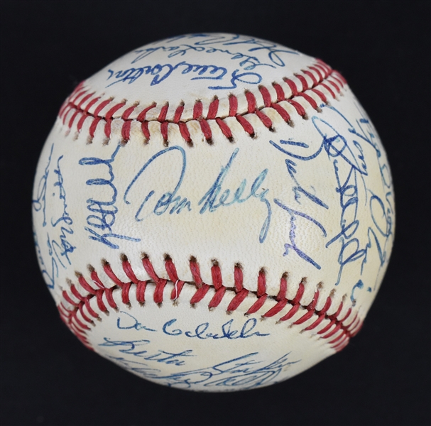 Minnesota Twins 1987 World Series Championship Team Signed Baseball w/35 Signatures