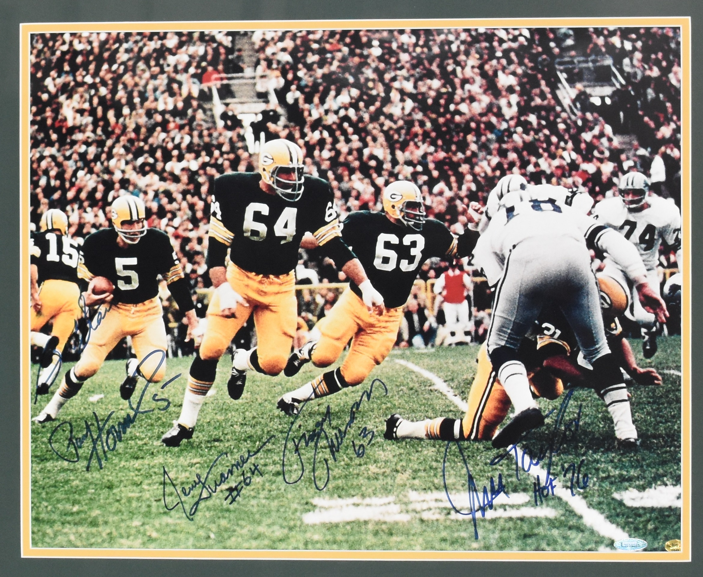 Lot Detail - Green Bay Packers Autographed Framed 16x20 'Sweep' Photo w/Jim  Taylor