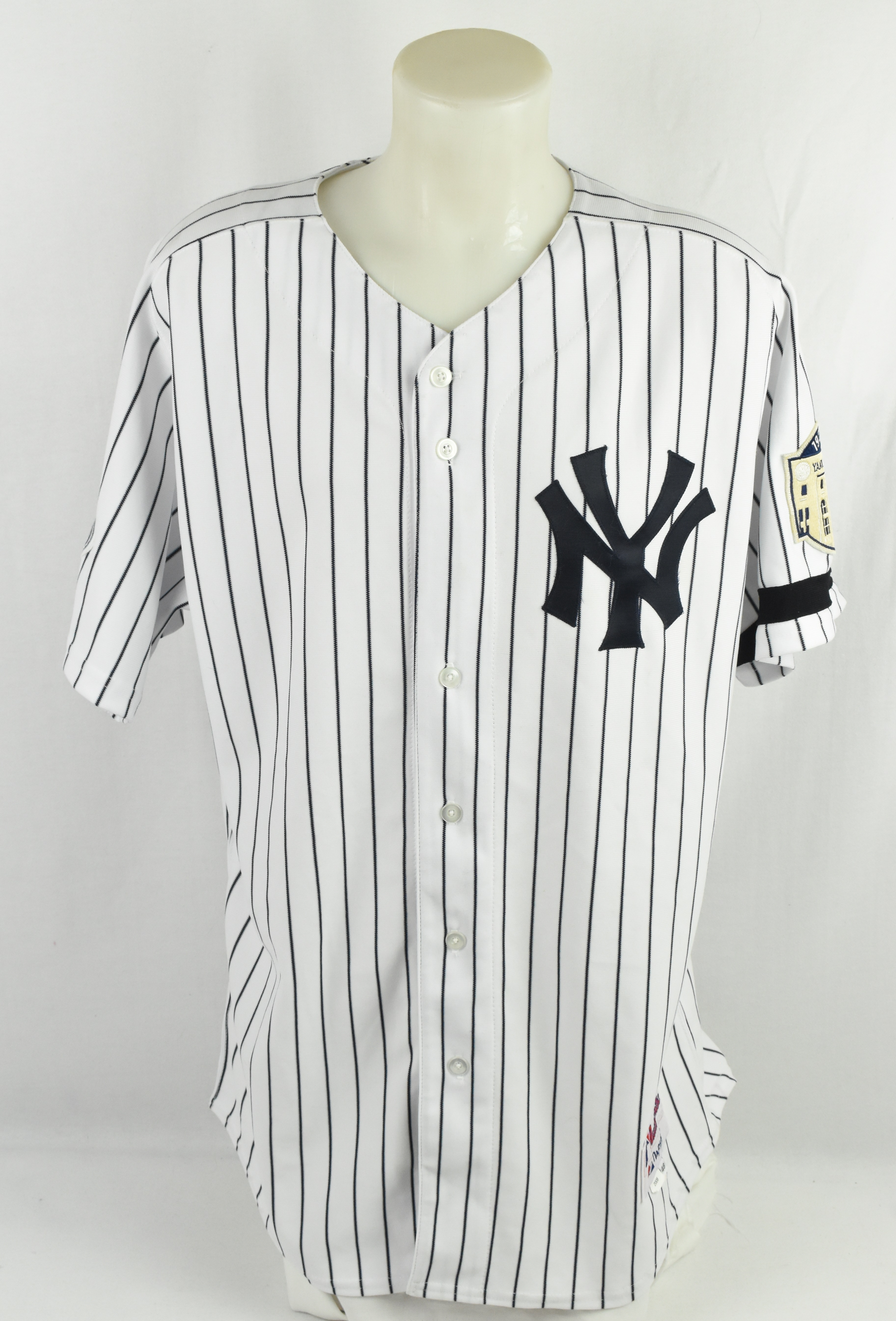 Lot Detail - Mariano Rivera 2008 New York Yankees Game Used Jersey w/Dave  Miedema LOA