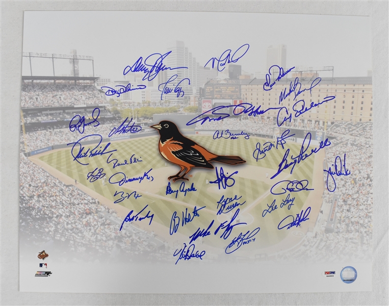 Baltimore Orioles Autographed 16x20 Photo w/30 Signatures 