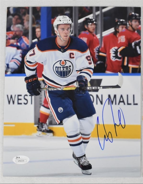 Connor McDavid Autographed Edmonton Oilers 8x10 Photo