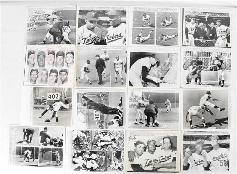 Vintage 1965 World Series Collection of 18 Wire Photos  