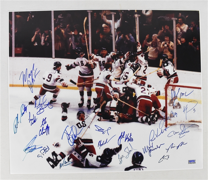 Miracle on Ice 1980 Team USA Signed Photo w/20 Signatures 