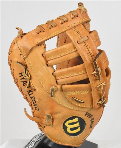 Ryan Klesko Atlanta Braves Game Used Glove