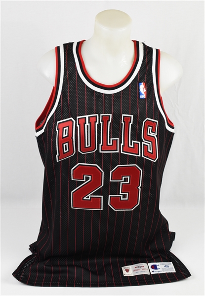 Michael Jordan 1995-96 Chicago Bulls Professional Model Alternate Road Black Pinstripe Jersey