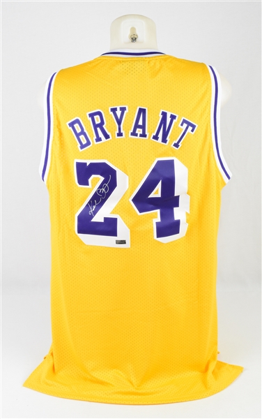 Kobe Bryant Autographed Los Angeles Lakers Jersey Panini