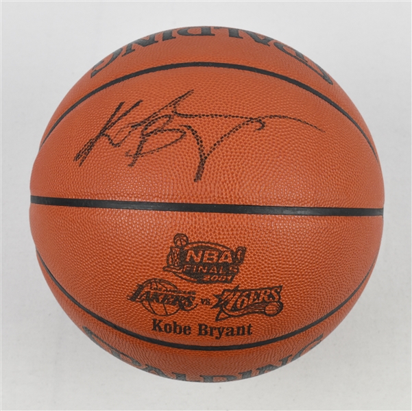 Kobe Bryant 2000 NBA Finals Autographed Game Basketball PSA/DNA "In The Presence" & Beckett LOAs