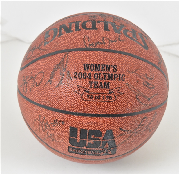 Womens 2004 U.S.A. Olympic Team Signed Basketball w/Swoopes Leslie Taurasi & Bird
