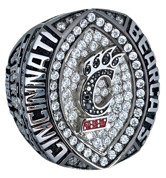 2018 Cincinnati Bearcats Military Bowl Champions Player’s Ring w/Original Wood Box From 11-2 Season