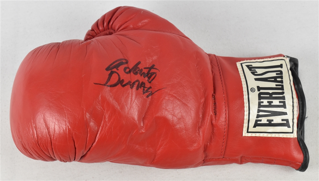 Roberto Duran Autographed Boxing Glove